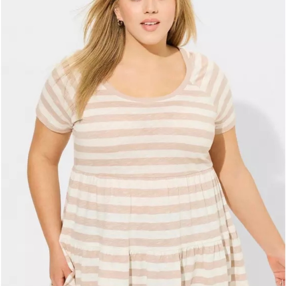 Torrid Babydoll Slub Scoop Neck Tiered Top